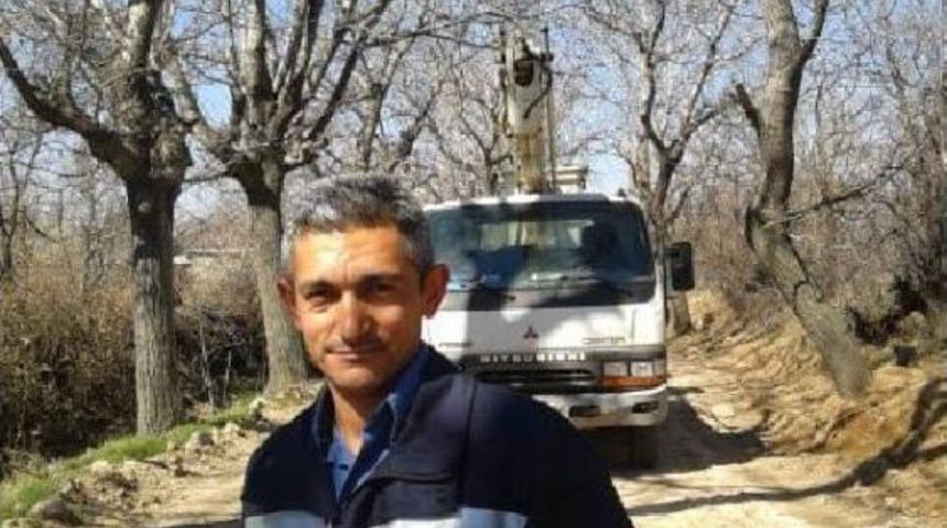 Niğde'de Elektrik Akımına Kapılan Iş&ccedil;i &Ouml;ld&uuml;