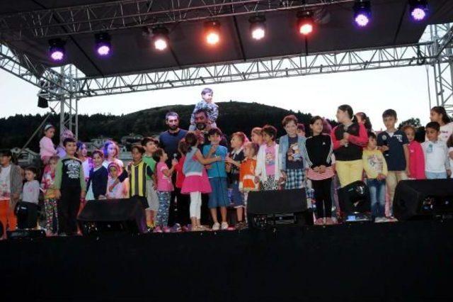 Tarihi Namazgah ta Ramazan Ayı Boyunca Iftar Veriliyor 2