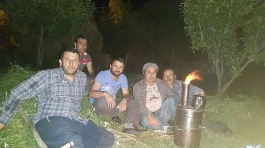 Hakkari&rsquo;deki Tırpancıların Gece Mesaisi