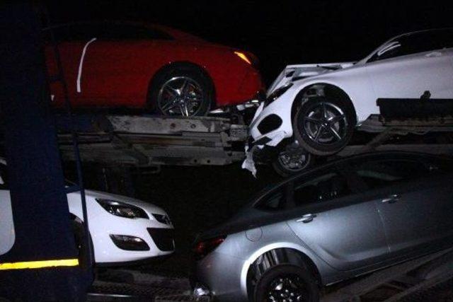 Tankere &Ccedil;arpan Tır daki 6 Yeni Otomobil Zarar G&ouml;rd&uuml; 2