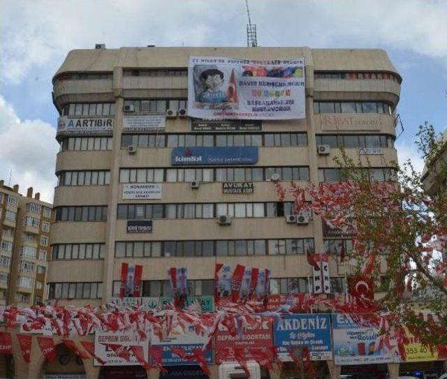 Konya Chp Gençlik Kolları Başkanı'na, Başbakan'a Hakaretten Dava