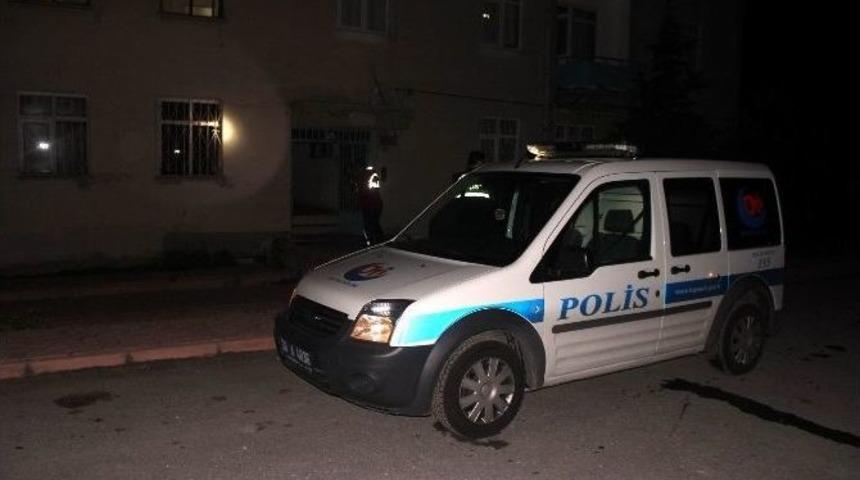 Kombiden Sızan Doğalgaz Yangına Sebep Oldu