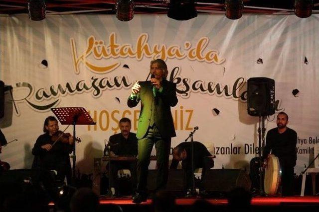 K&uuml;tahya&rsquo;da Erkan Mutlu Konseri 1