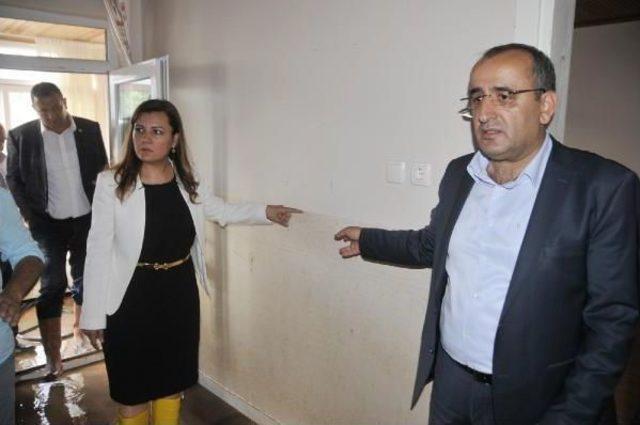 Chp Milletvekilleri 8 Ay Sonra Selin Ikinci Kez Vurduğu Eşme de Incelemede 2