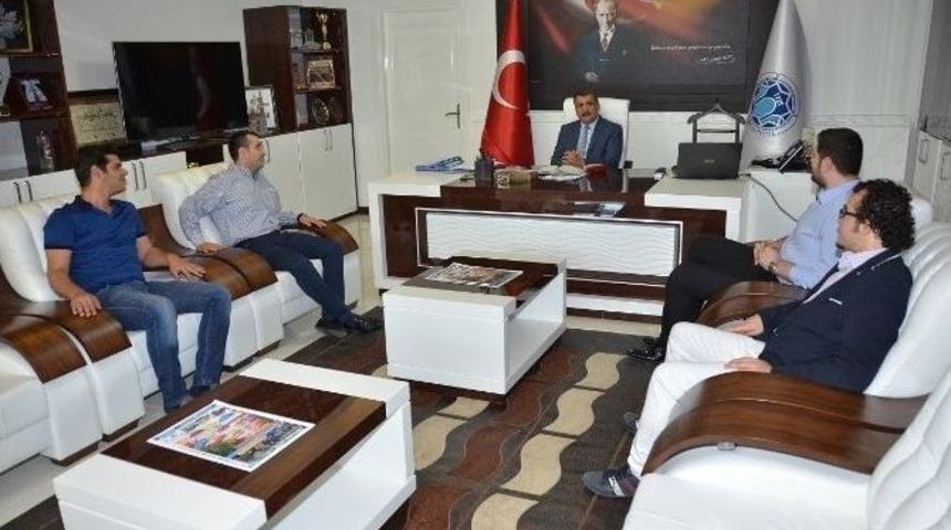 Mev Gen&ccedil;lik Kolları Ve Norşin Derneği, G&uuml;rkan&rsquo;ı Ziyaret Etti