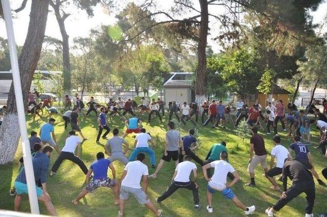 Şehzadeler Gençlik Kampı Gençleri Ağırlamaya Başladı