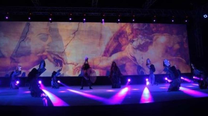 Marmaris'te Yaz Boyunca Ottoman Tiyatral Dans G&ouml;sterisi