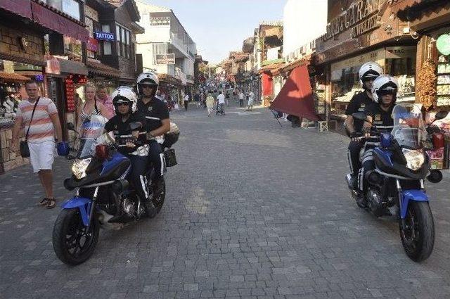 Turizm Bölgelerine Jandarma Motorize Tim