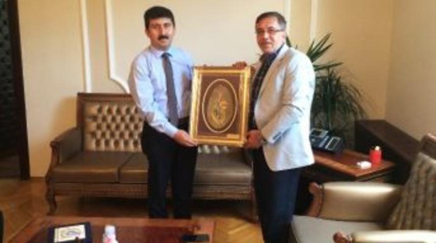 Pursaklar Belediye Başkanı Çetin’den Rektör Arıcan’a Ziyaret