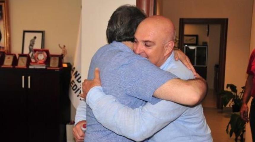 Bacağından Vuruldu, 421 G&uuml;n Sonra G&ouml;revine D&ouml;nd&uuml;