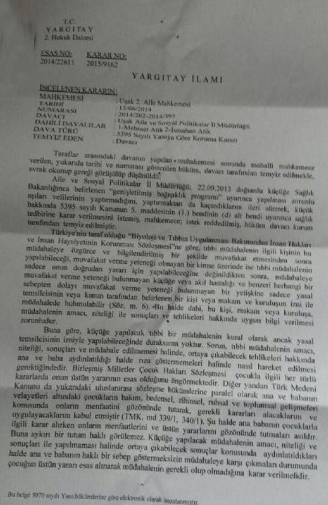 İkiz Bebeklerine Aşı Yaptırmayan Savcıya Destek