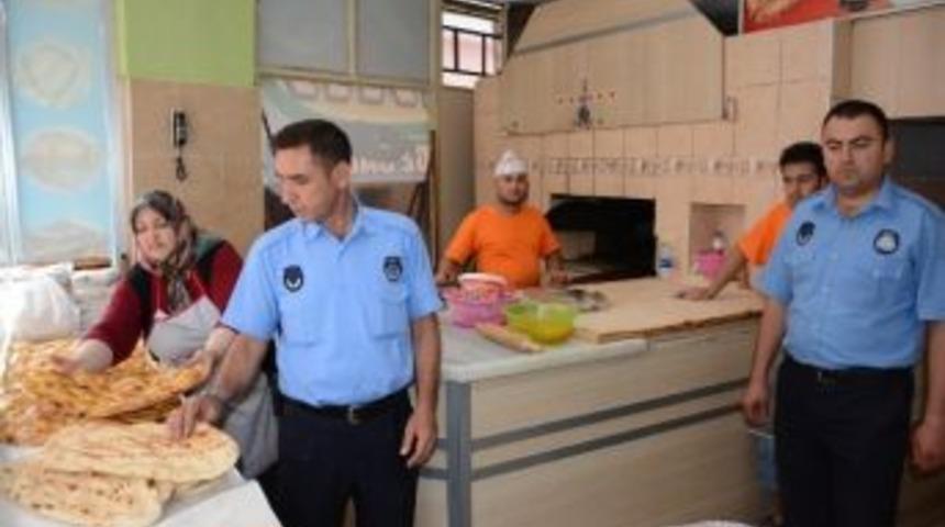 Aksaray&rsquo;da Ekmek Ve Pide Fırınları Denetledi