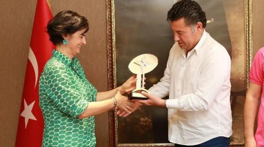 Bodrum&rsquo;a Kalite &Ouml;d&uuml;l&uuml;