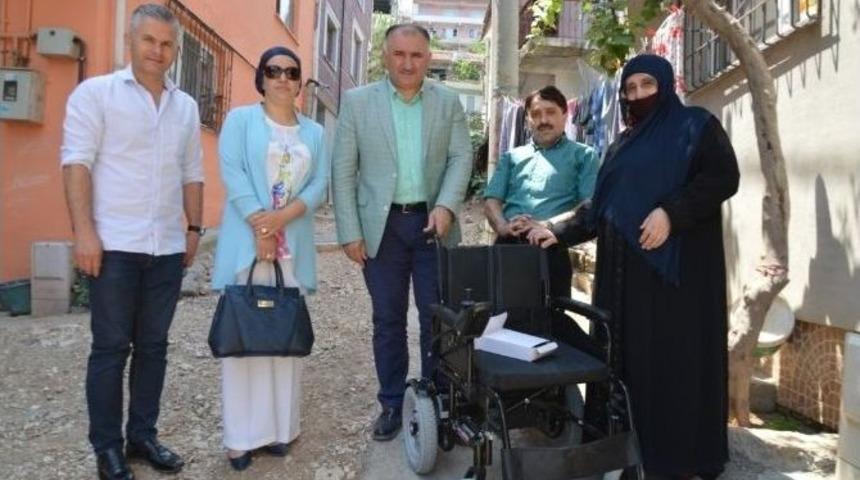 Y&uuml;r&uuml;me Engelli İki Kişinin Daha Y&uuml;z&uuml; G&uuml;ld&uuml;