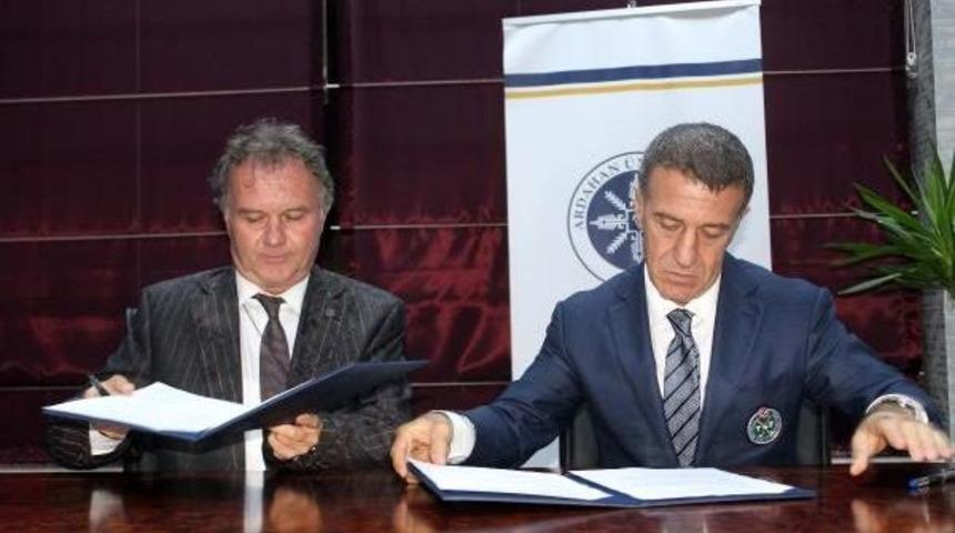 Bakan &Ccedil;avuşoğlu: Abd, Suriye Ile Ilgili Tavsiyelerimizi Dinlemediği I&ccedil;in &Uuml;zg&uuml;n (2)