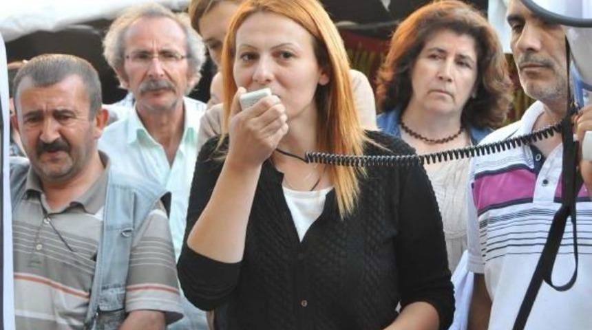 A&ccedil;ığa Alındığı I&ccedil;in A&ccedil;lık Grevi Yapan Hatice &Ouml;ğretmen G&ouml;revine D&ouml;nd&uuml;