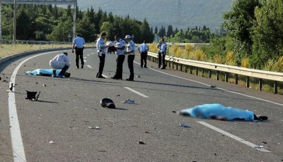 Muğla&rsquo;da Trafik Kazası: 2 &Ouml;l&uuml;