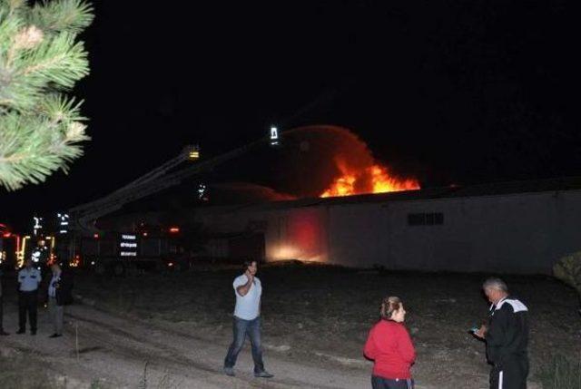 Çerkezköy’De Fabrika Yangını