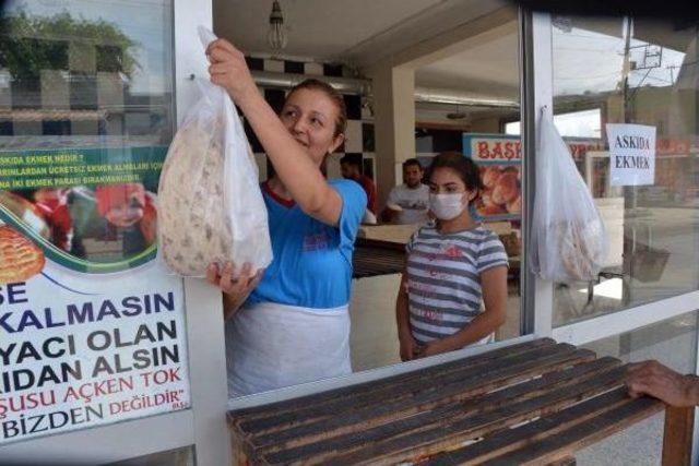 Ramazan Geleneği Yoksula Askıda Ekmek 1