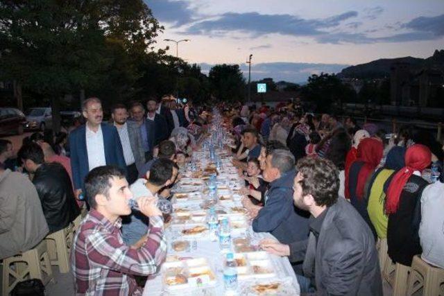 Çankırı'da Sokak Iftarlarına Yoğun Ilgi