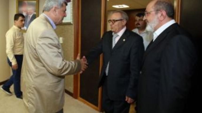 Konca&rsquo;dan Başkan Karaosmanoğlu&rsquo;na Nezaket Ziyareti