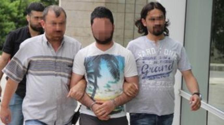 Evinin Bodrumunda Bonzai Ele Ge&ccedil;en Gen&ccedil; G&ouml;zaltına Alındı