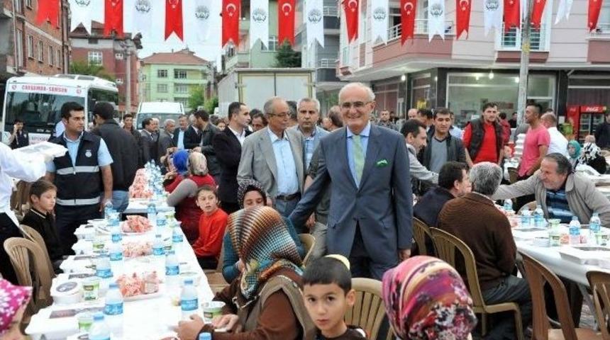 Başkan Yılmaz Kavaklılar İle İftarda Buluştu