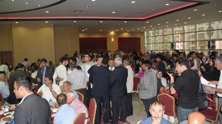Ak Parti Van İl Başkanlığının İftar Yemeği