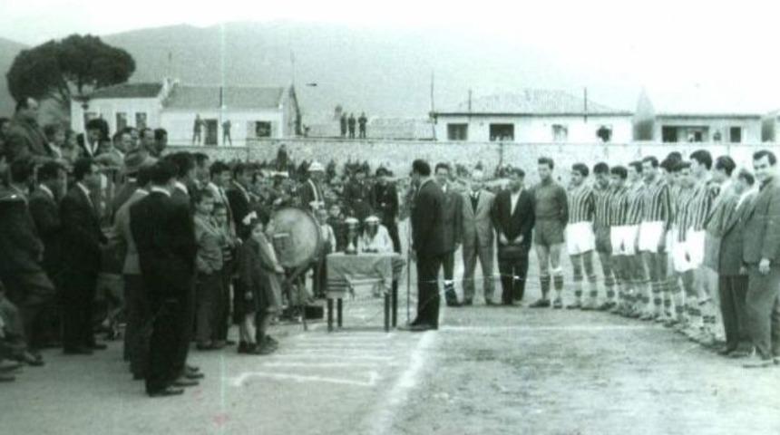 &Ouml;demiş Futbolda Tarihini Arıyor