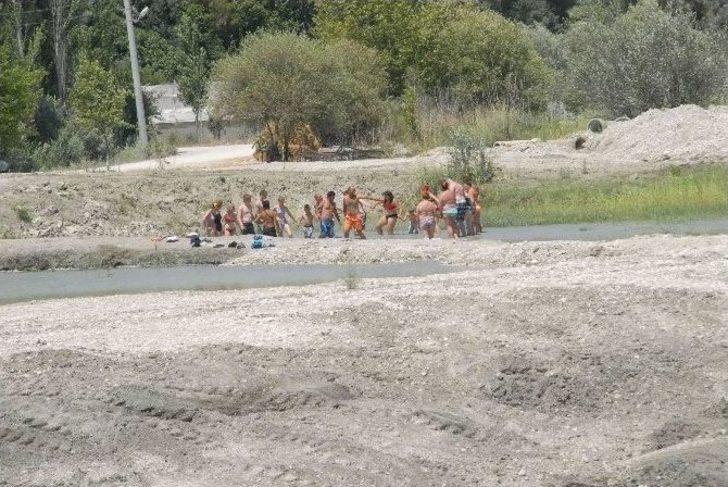 Tehlike Saçan Köprü Trafiğe Kapatıldı G5