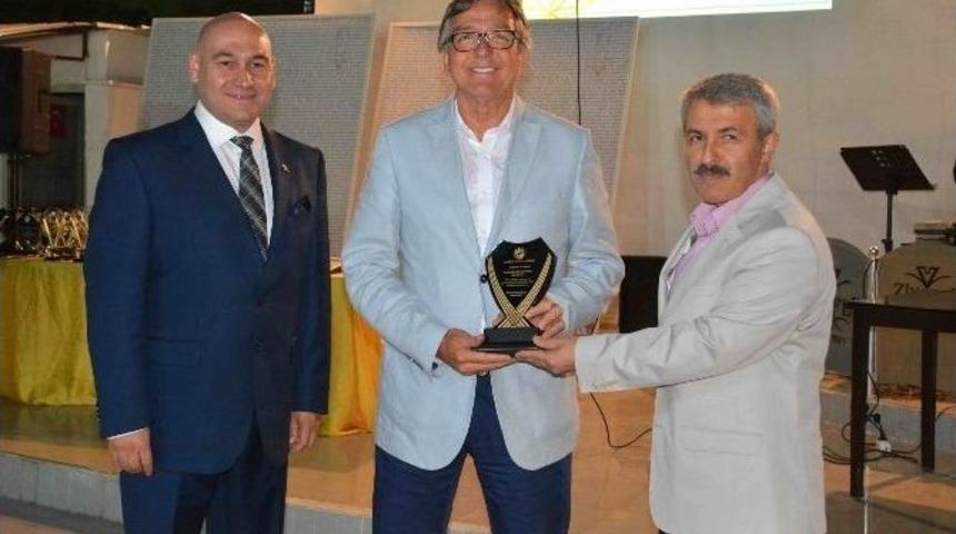 Akhisar Ticaret Borsası&rsquo;ndan En &Ccedil;ok İşlem Yapan Firmalara &Ouml;d&uuml;l