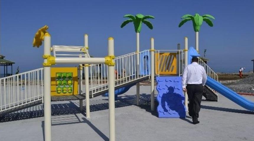 Alaplı Belediyesi Engelli &Ccedil;ocuklar İ&ccedil;in Oyun Parkı Yaptı