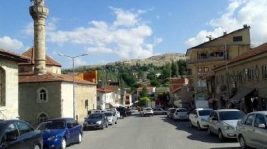 Milli Savunma Bakanı Yılmaz’ın Baba Ocağında Sevinç