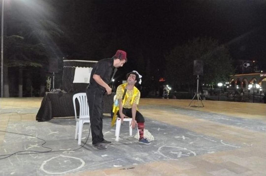 Hacivat Karag&ouml;z G&ouml;lge Oyununa &Ccedil;ocukların İlgisi