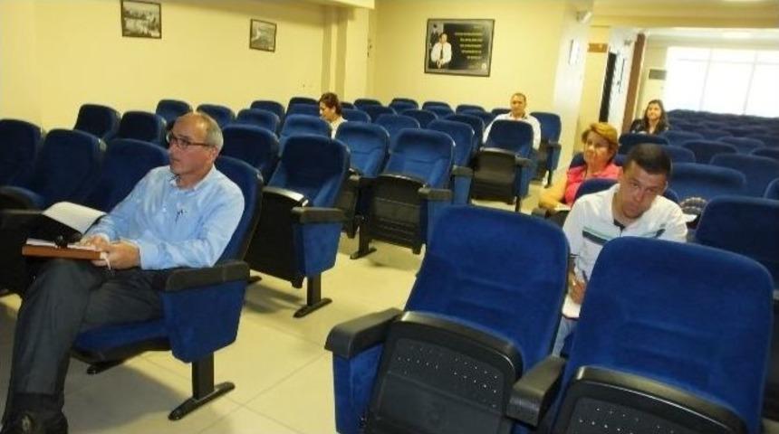 Burhaniye&rsquo;de Turizmcilerin İlgisizliği &Uuml;zd&uuml;