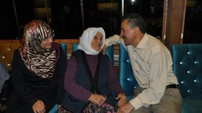 Başkan Tutal, Şehit Aileleri Ve Gaziler İle İftar Yemeğinde Buluştu