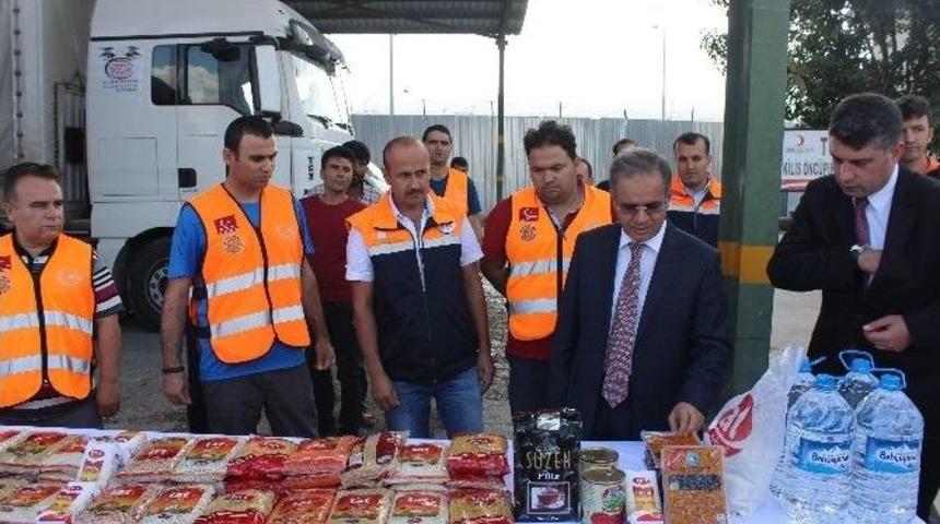 Suriye&rsquo;ye 2 Tır, Gıda Ve Temel İhtiya&ccedil; Malzemesi G&ouml;nderildi