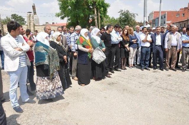 Muş’ta Işid’in Kobani’ye Saldırısı Protesto Edildi