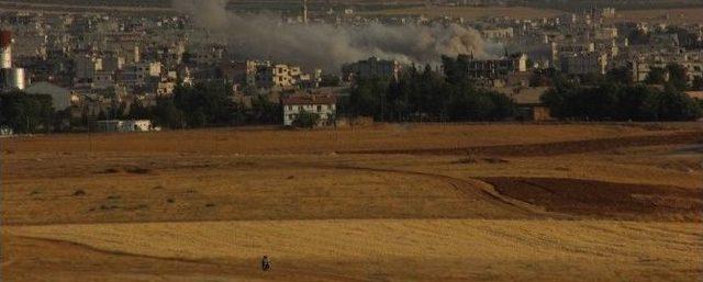 Kobani’de Dumanlar Yükseldi