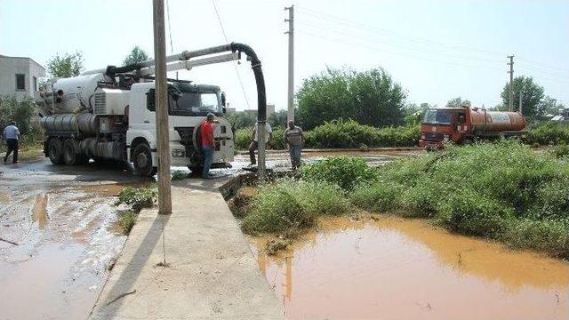 Başkan Şavaş Sel Bölgesinde İncelemelerde Bulundu