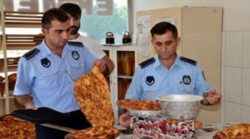 Suluova&rsquo;da Zabıta Ekipleri Fırınları Denetledi
