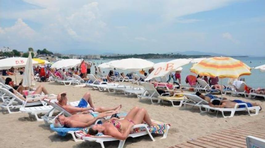 Ege Kıyılarında Plajlar Bu Yıl Da Pırıl Pırıl