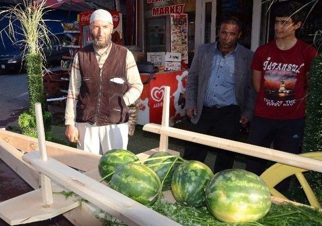 Sarıkamış’ta Merketin Önüne Koyulan Öküz Arabası Satışları Artırdı