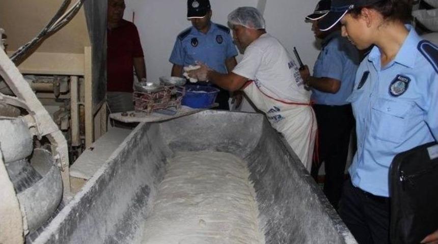 D&ouml;rtyol&rsquo;da Zabıta Ekipleri Gıda Denetimi Yaptı