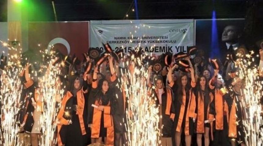 &Ccedil;emyo&rsquo;dan 376 &Ouml;ğrenci Mezun Oldu