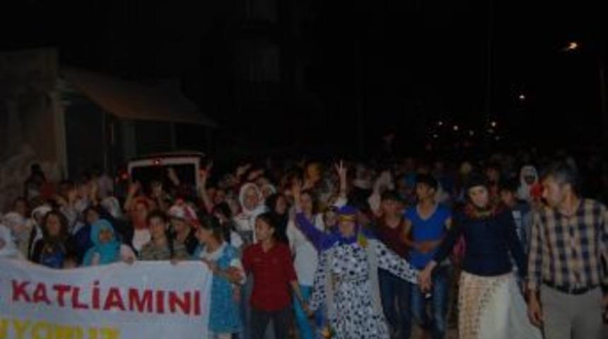 İdil&rsquo;de Kobani&rsquo;deki Saldırılar Protesto Edildi