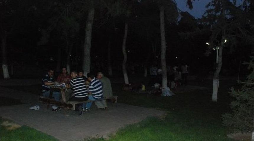 Melikgazi&rsquo;de Vatandaşlar İftar Saatinde Parkları Tercih Ediyor