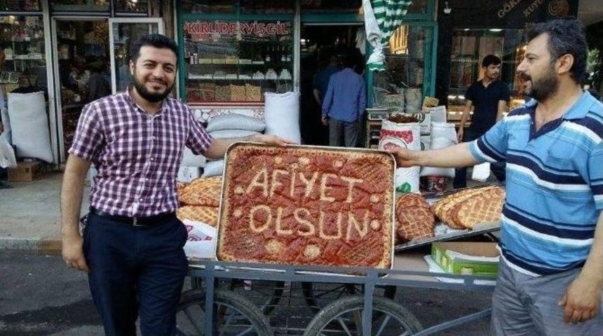 Adıyaman&rsquo;a Has Ramazan Pidesi Yok Satıyor