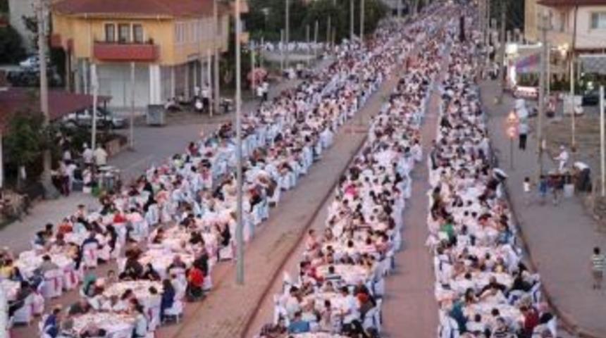 &lsquo;mahallemde İftar Var&rsquo; Programı Erenler&rsquo;de Devam Edecek