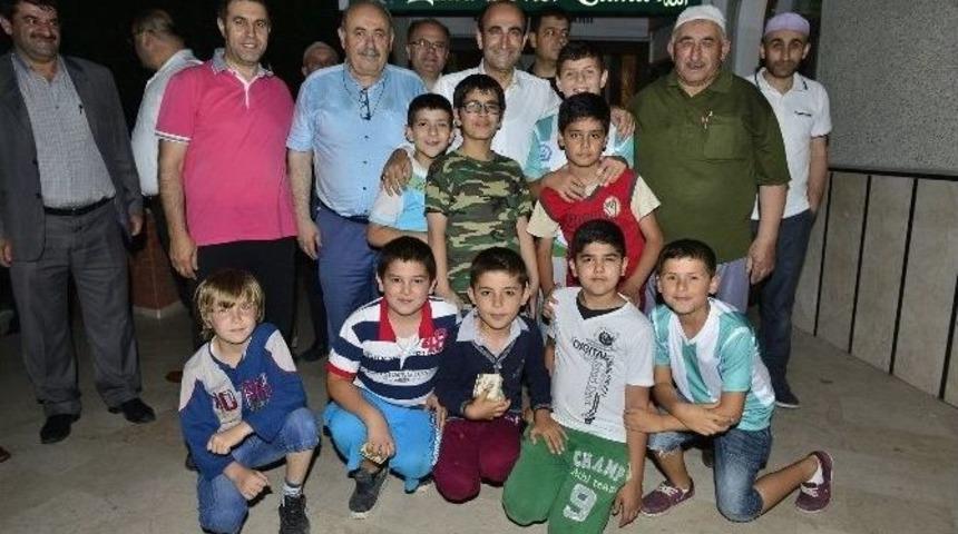 Başkan Edebali, Mahalle Ziyaretlerine Devam Ediyor